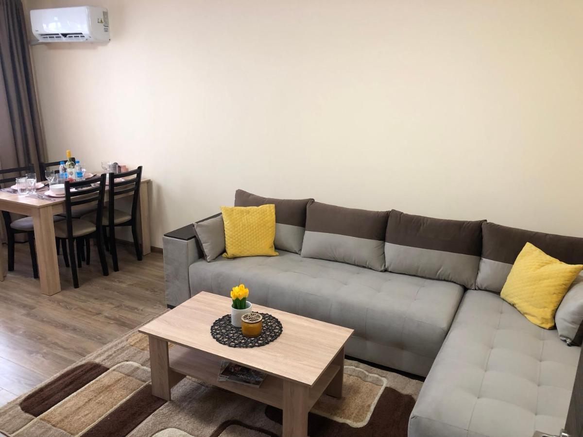 Luxury Apartment 2 Free Underground Parking Pazardzhik Exterior foto